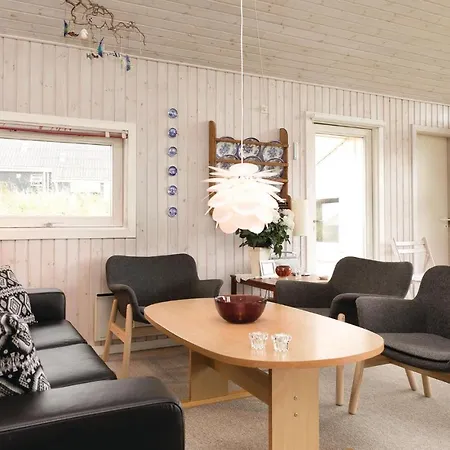 3 Bedroom Awesome In Lokken