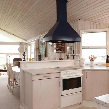 Holiday home 3 Bedroom Awesome In *